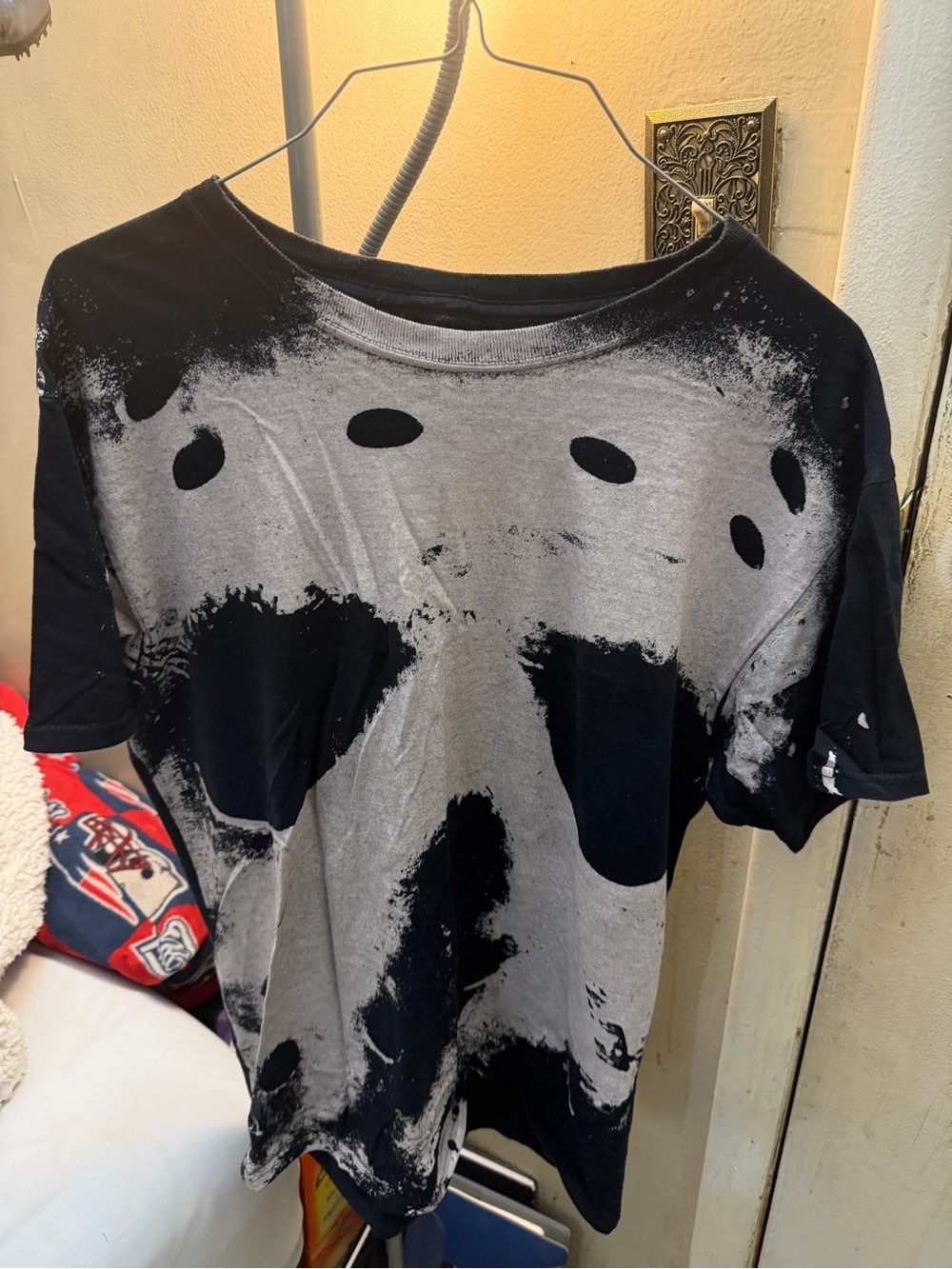 Men's Black & Gray Graphic Skull T-Shirt